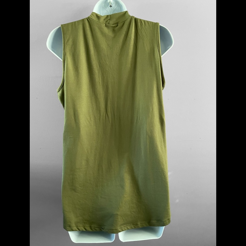 Green Stylish Top - Picture 3 of 3